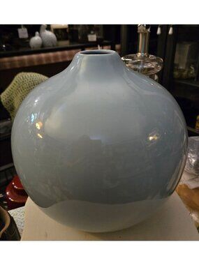 Vintage Blue round Tasia vase.